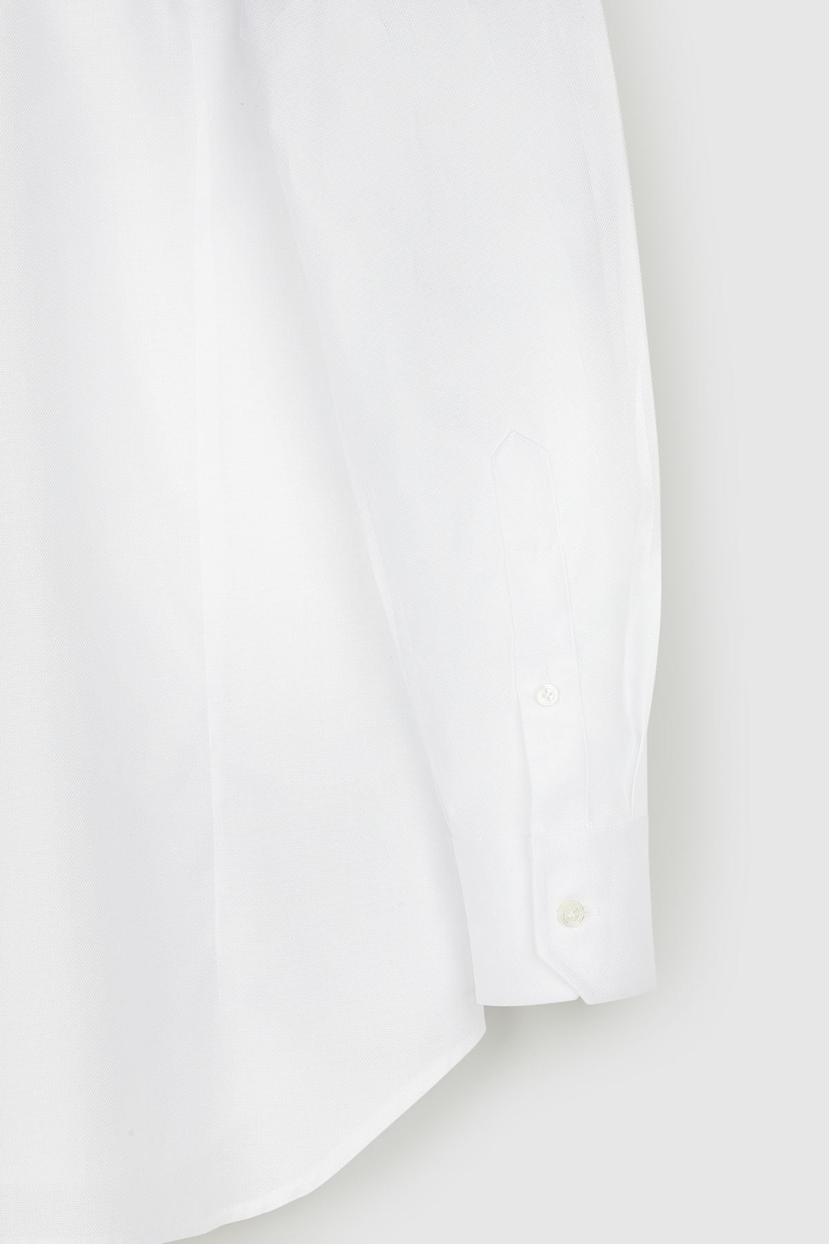 ROYAL OXFORD BOTTON-DOWN tasca destra con logo ricamato grigio perla